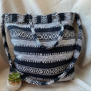 Black and White Tote/Crossbody